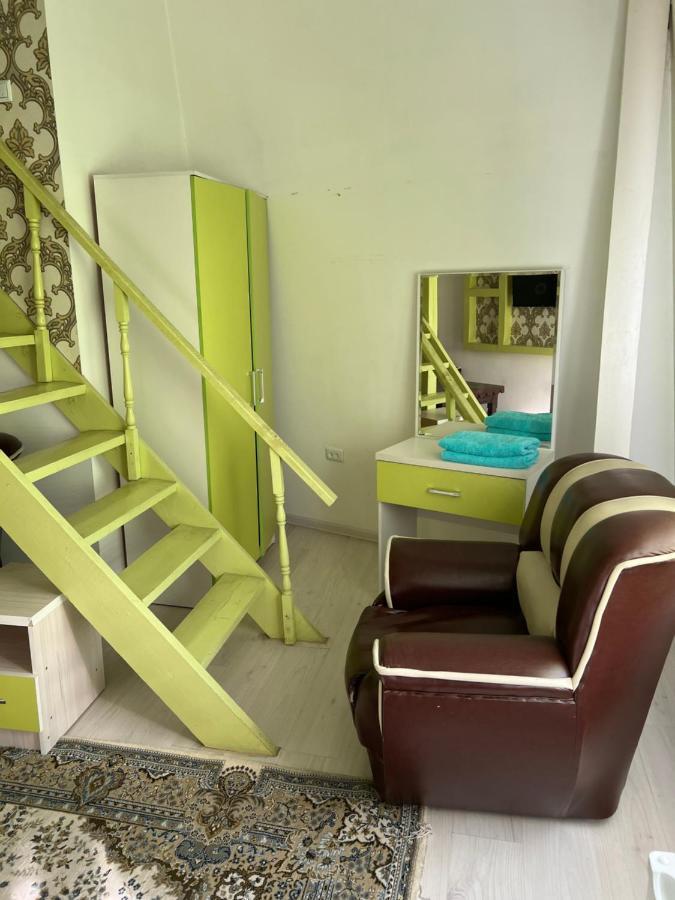 Anisa- Hostel Dushanbe Exterior foto